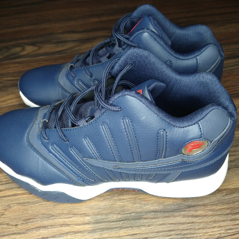 FILA Men's size 8